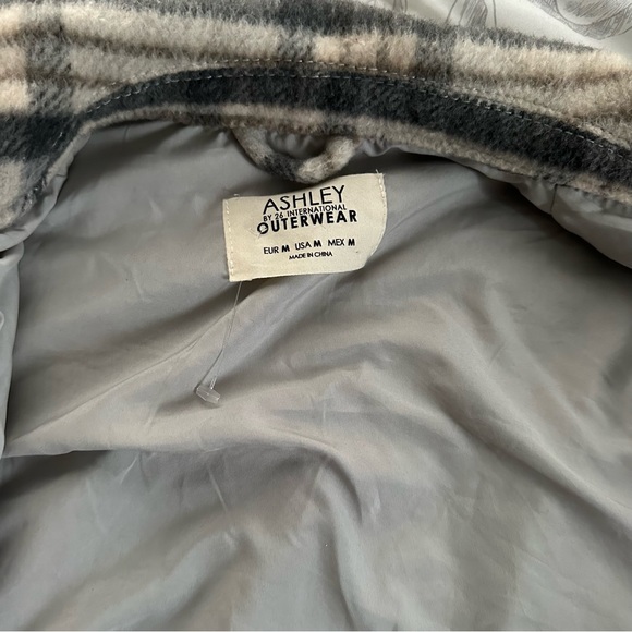 Plaid shacket - Picture 2 of 6